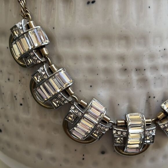 BANANA REBUBLIC CRSYTAL NECKLACE ! - Picture 2 of 7